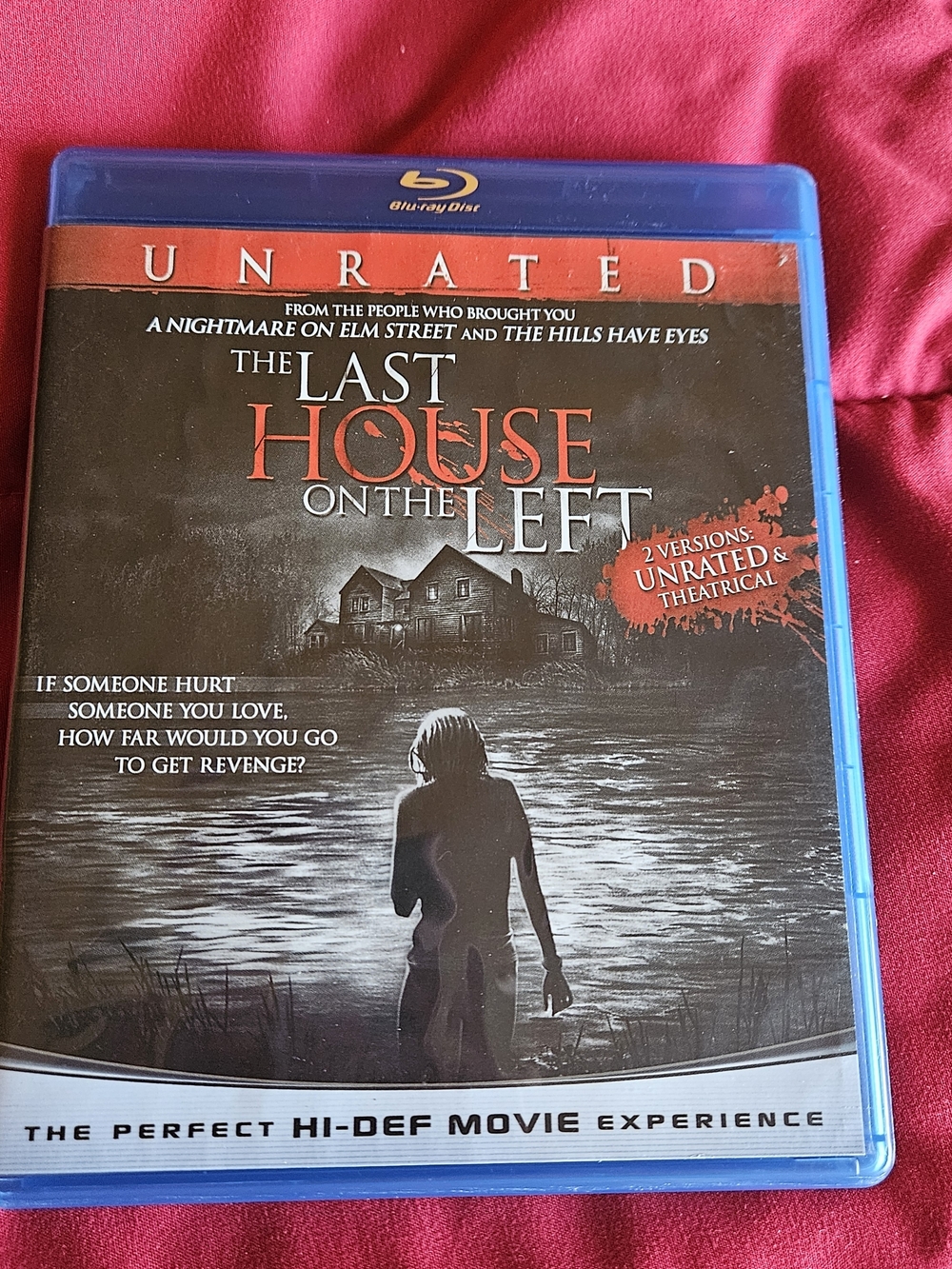 The Last House on the Left (Unrated) Blu-ray - Black & Red Cover